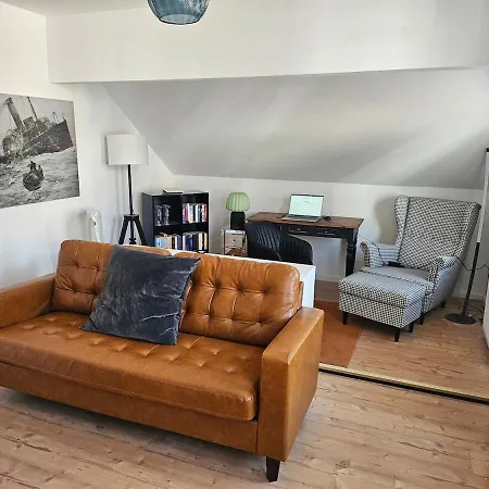 Apartment Lotsenviertel, Renoviert Und Nah An Strand, Stadt Und Hafen *